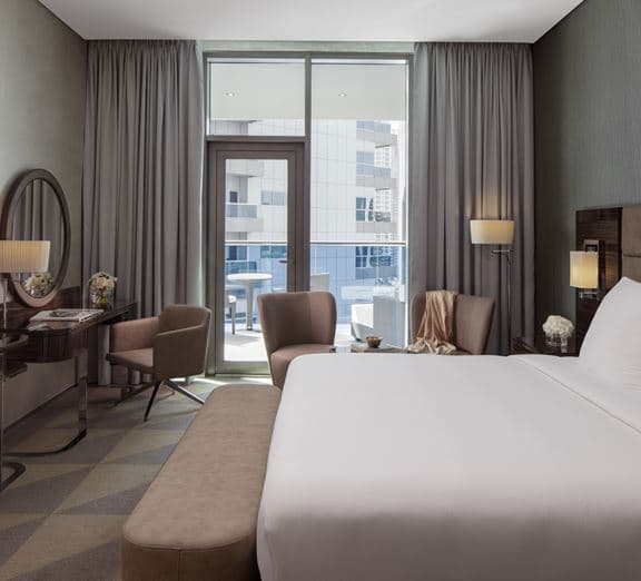 PLATINUM SUITE, ONE BEDROOM WITH BALCONY / FAMILY SUITE WITH BALCONY Camerele