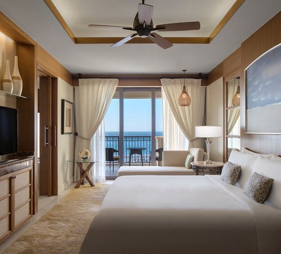 Premium Sea View Room Camerele