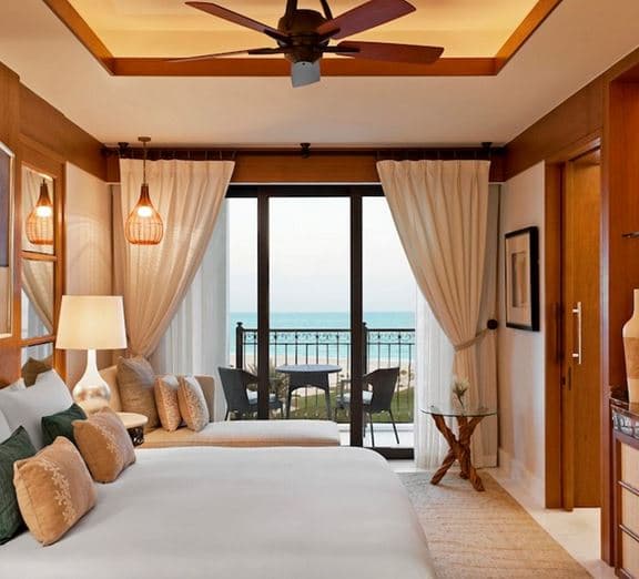 Partial Sea View Room Camerele