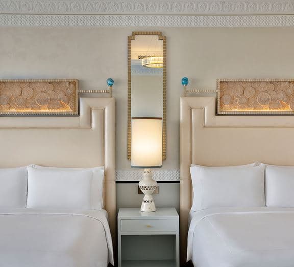 Two Queen Beds Premier Golf Course View Room Camerele