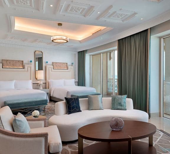 Two Queen Beds Premier Ocean View Room Camerele