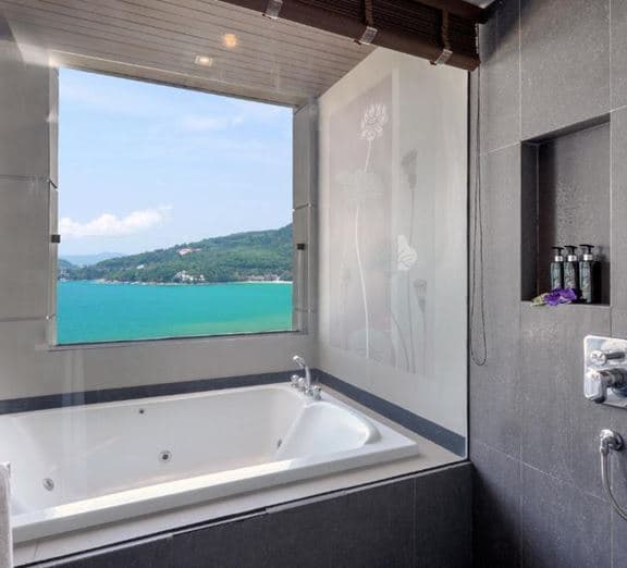 Sea View Jacuzzi Junior Suie Camerele