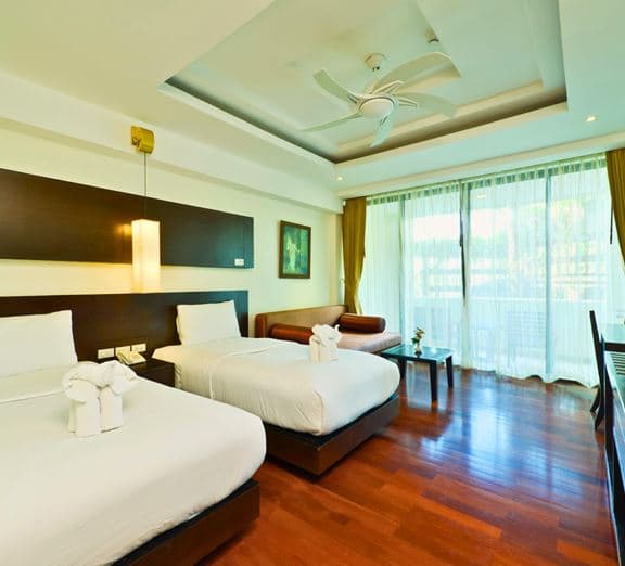 HILLSIDE DELUXE BUILDING ROOM Camerele