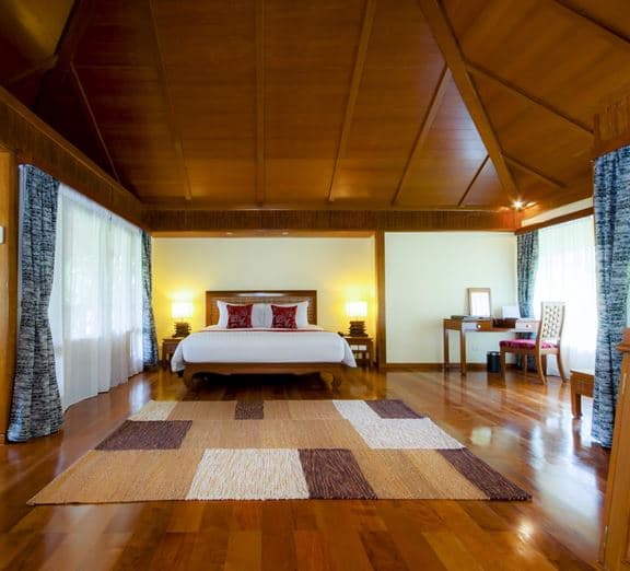 JUNIOR SUITE GARDEN VIEW ROOM Camerele