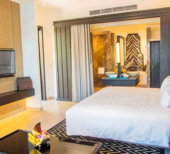 JUNIOR SUITE CLUB ACCESS GARDEN VIEW ROOM Camerele