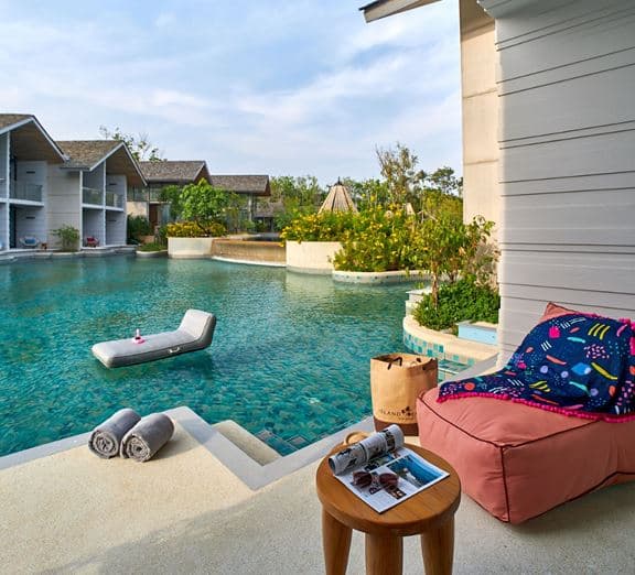Deluxe Pool Access Room Camerele