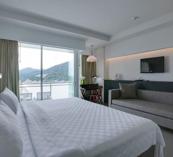 Grand Deluxe Camerele