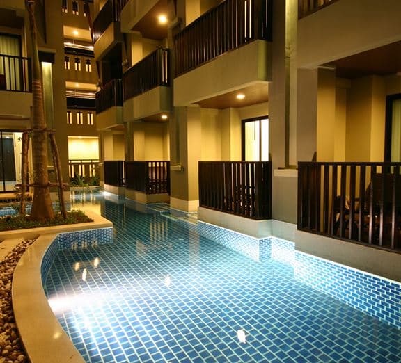 DELUXE POOL ACCESS Camerele