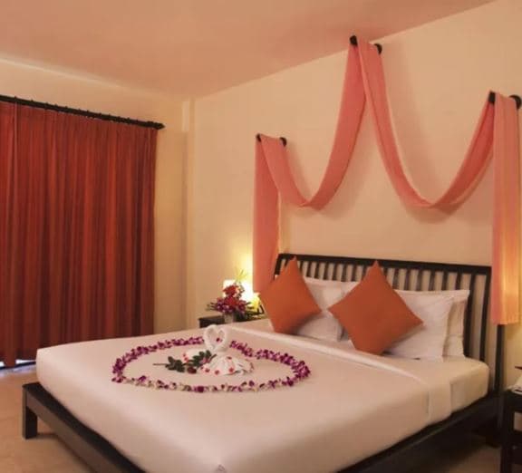 Deluxe Room Camerele