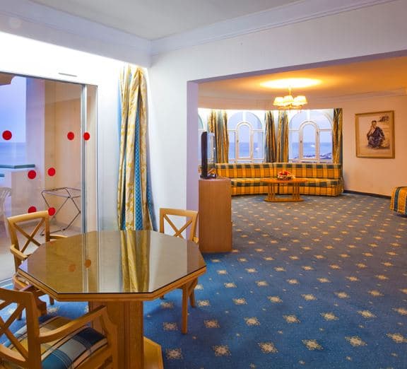 Suite Junior with balcony or terrace Camerele