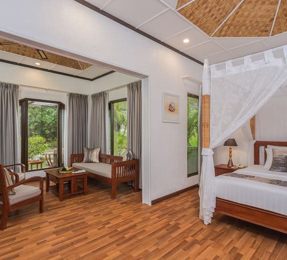 Deluxe Beachfront  Room Camerele