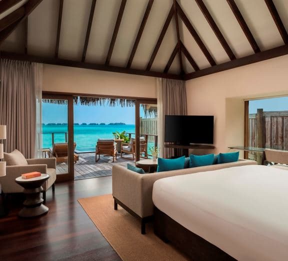 Sunrise Water Villa (16+ Only) Camerele