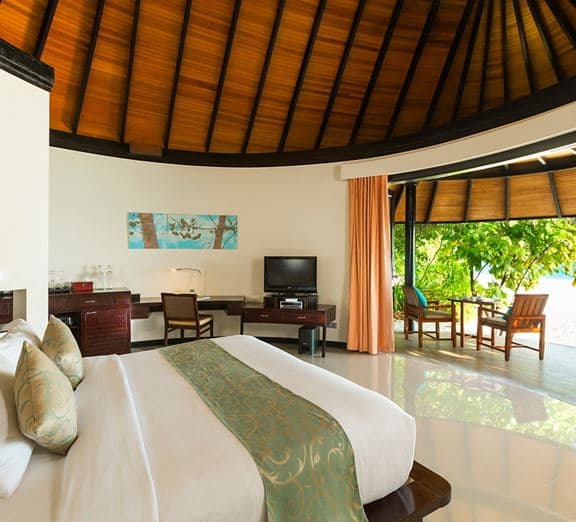 Deluxe Beach Villa Camerele