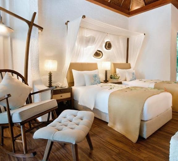 Deluxe Beach Bungalow Camerele
