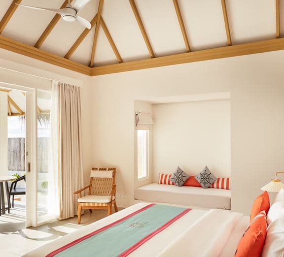 Beach Villa with Pool Camerele