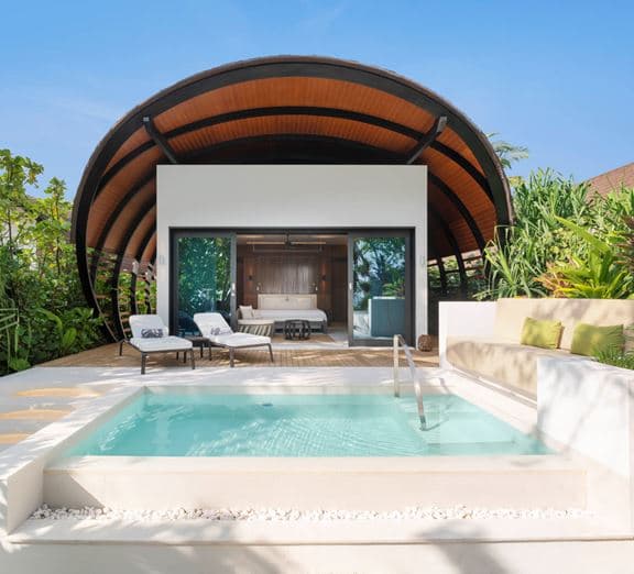 Beach Villa Pool Camerele
