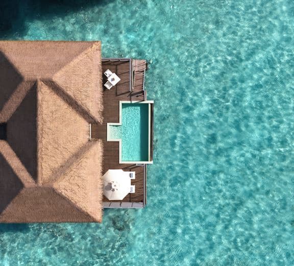 Water Villa with Pool Camerele