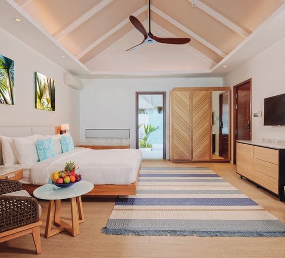 INTER-CONNECTED BEACH VILLA WITH JACUZZI Camerele