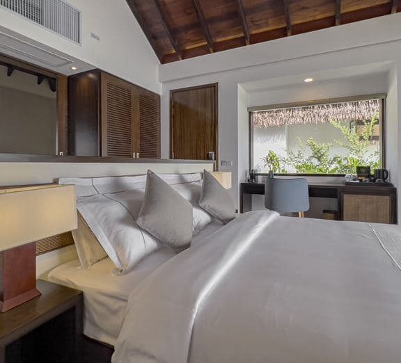 1 Bedroom Sunset Beach Villa Camerele