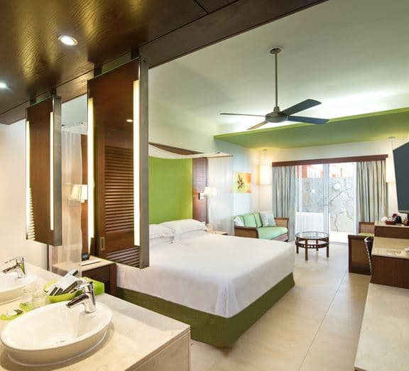 JUNIOR SUITE Camerele