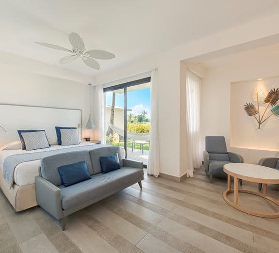 PRIVILEGED DELUXE JUNIOR SUITE Camerele