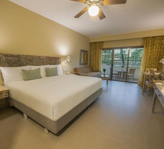 PREMIUM UPPER FLOOR Camerele