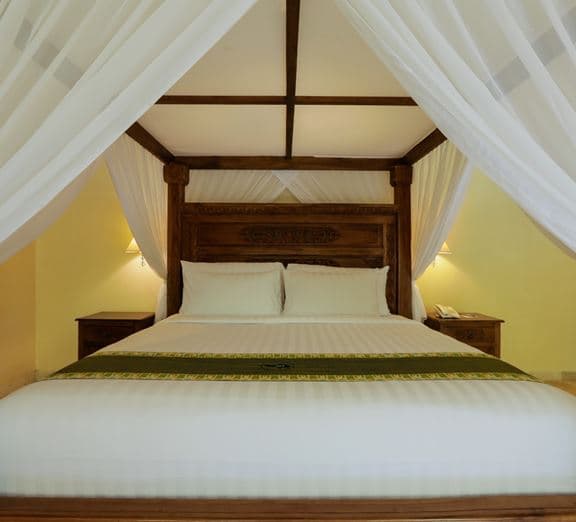ONE BEDROOM JUNGLE SUITE Camerele