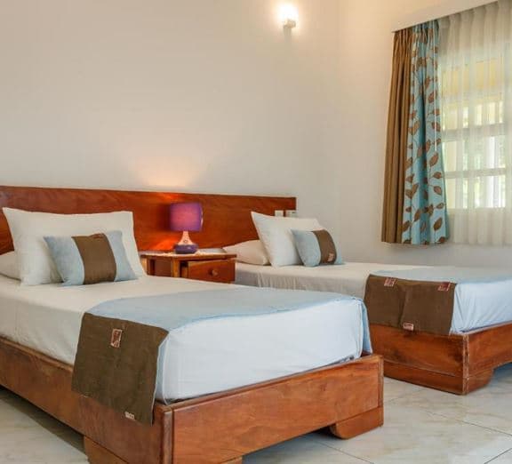 Twin Room Camerele
