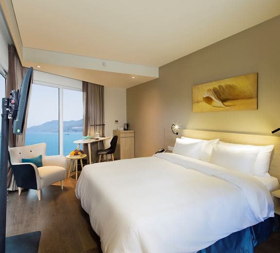 ROOM EXECUTIVE CLUB Camerele
