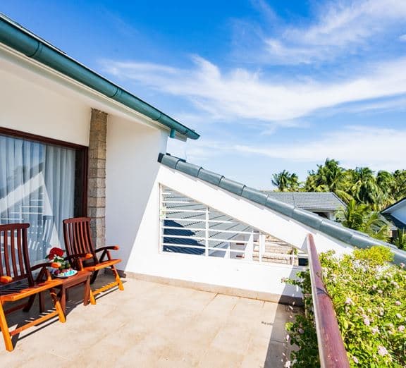 DELUXE OCEAN VIEW WITH BALCONY Camerele