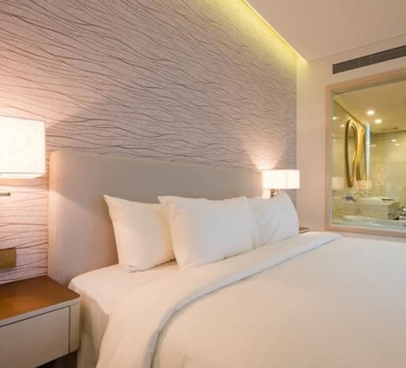 GRAND ROYAL SEAVIEW WITH BALCONY Camerele