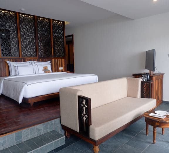 EXEXECUTIVE OCEAN KING SUITE Camerele