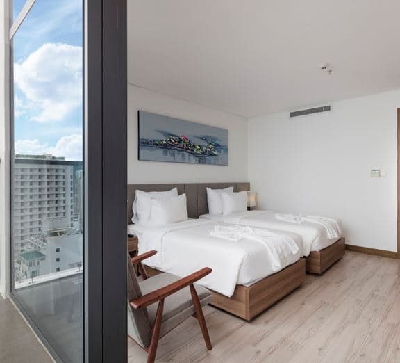PREMIER DELUXE WITH BALCONY Camerele