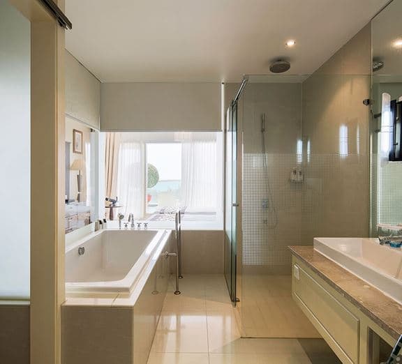 SUPERIOR SEA VIEW WITH BALCONY Camerele
