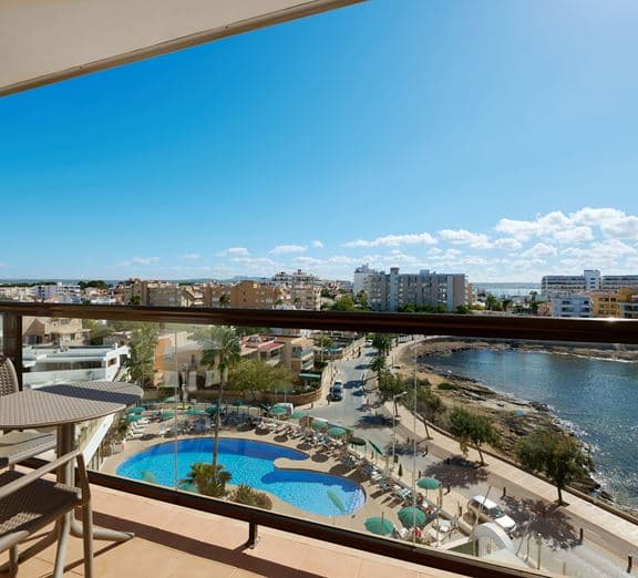 DOUBLE POOL & SEAVIEW WTH BALCONY (FORMER DBL SUPERIOR SEAVIEW) Camerele