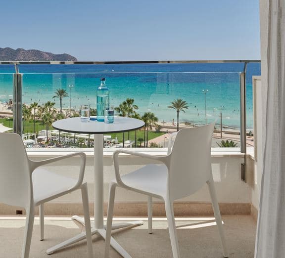 DOUBLE ROOM SEA VIEW  BALCONY OR TERRACE Camerele