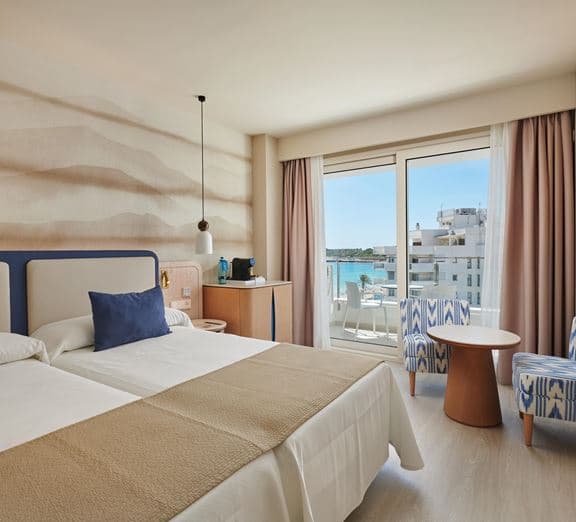 DOUBLE SELECT BALCONY OR TERRACE Camerele
