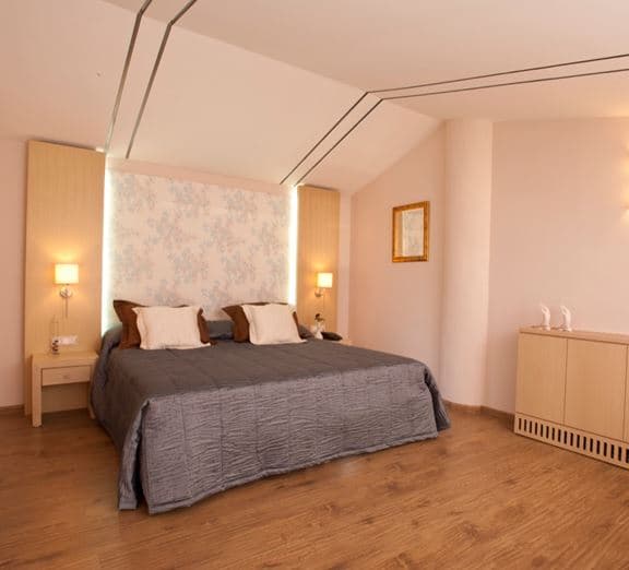 MAISONETTE SUITE GARDEN VIEW Camerele