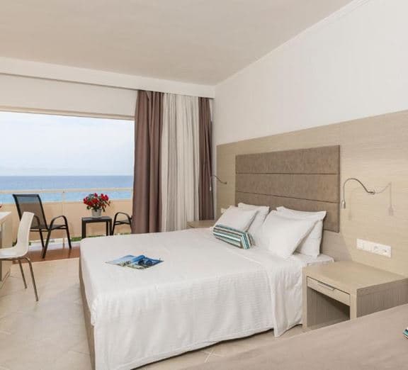 DOUBLE SEA VIEW WITH BALCONY Camerele