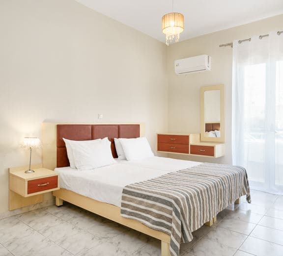 FAMILY COMFORT 1 BEDROOM BALCONY OR TERRACE Camerele