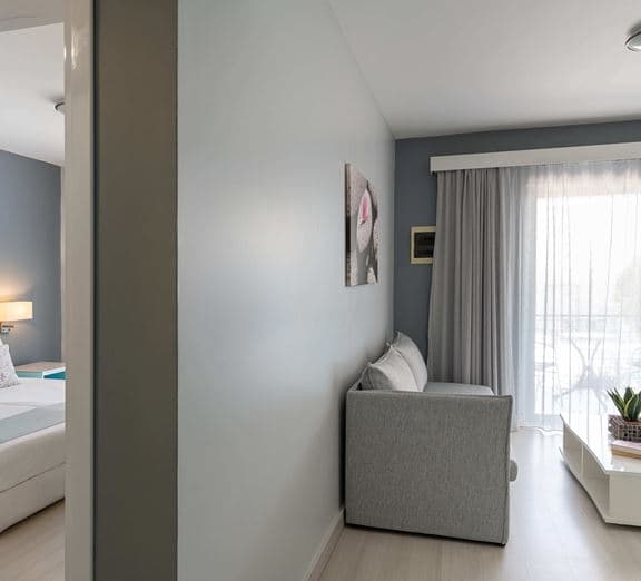 APARTMENT 1 BEDROOM POOLVIEW TERRACE Camerele