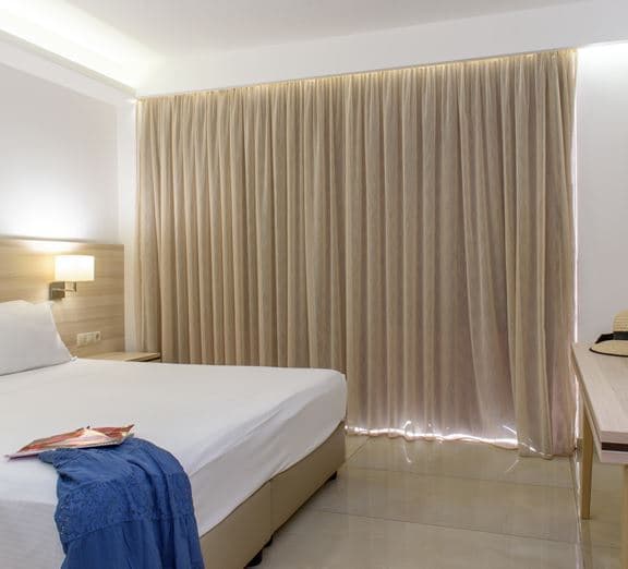 Suite Family with Balcony Camerele