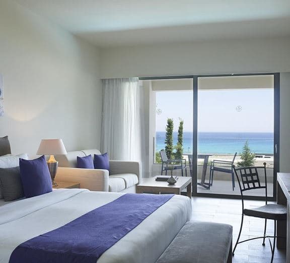 Princess Sea Front with Balcony Camerele