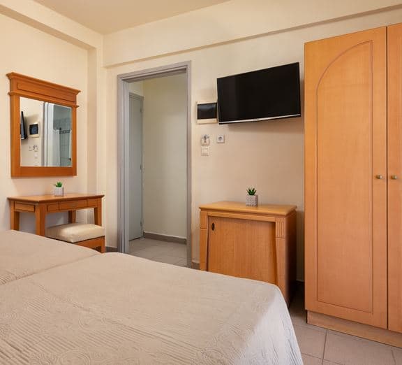 DOUBLE ROOM Camerele