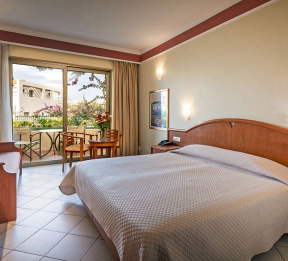 DOUBLE ROOM GARDEN VIEW Camerele