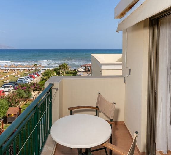 DOUBLE ROOM SEA VIEW Camerele