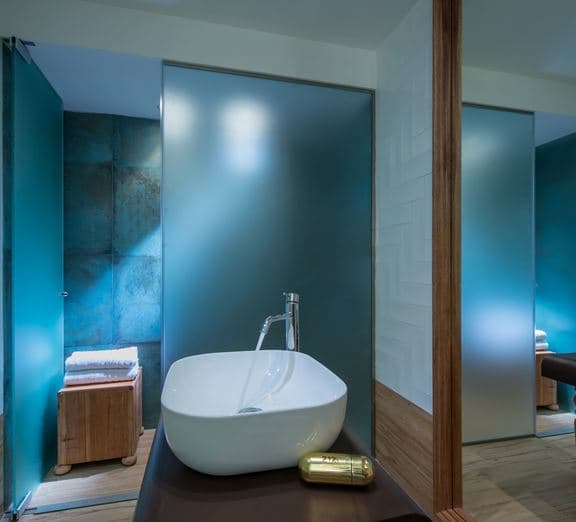 Executive Suite Camerele