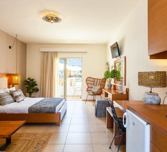 ROOM STANDARD MOUNTAIN-POOLVIEW BALCONY OR TERRACE Camerele