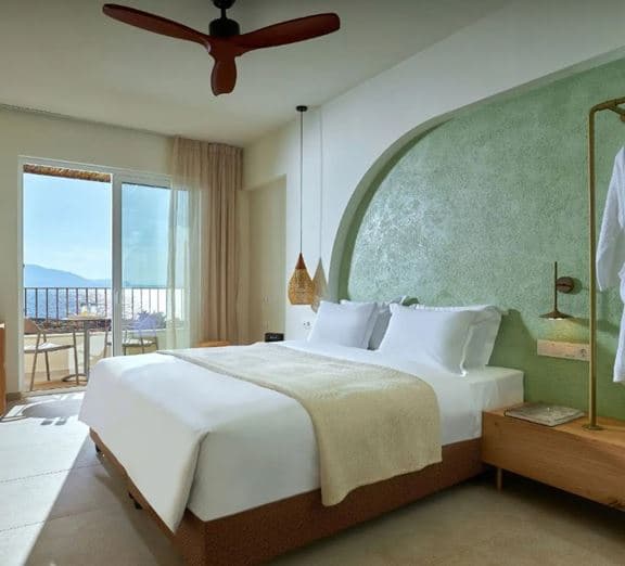 DOUBLE PREMIUM SEA VIEW BALCONY Camerele
