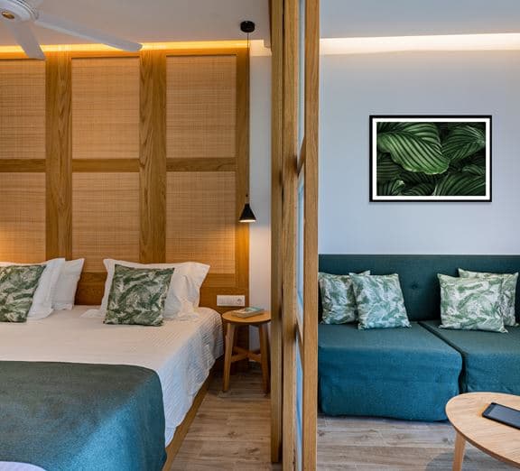 JUNIOR SUITE SHARING POOL Camerele
